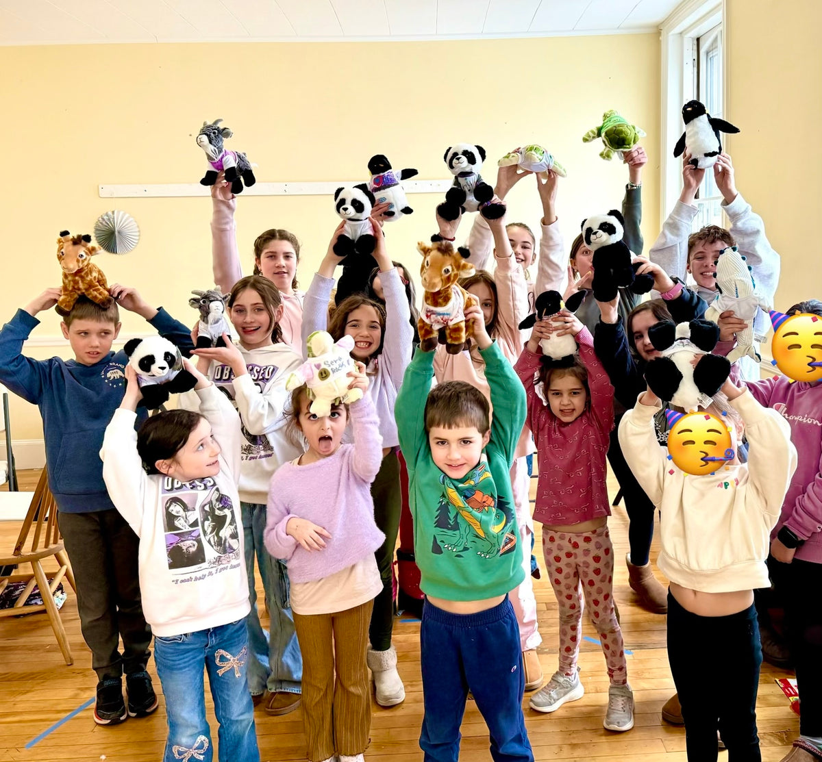 Halloween Kids' Club (Oct. 24th) 5:30PM-8:00PM @ Art Workz Creative Studio (11 Chestnut st. 2nd Floor Amesbury, MA)