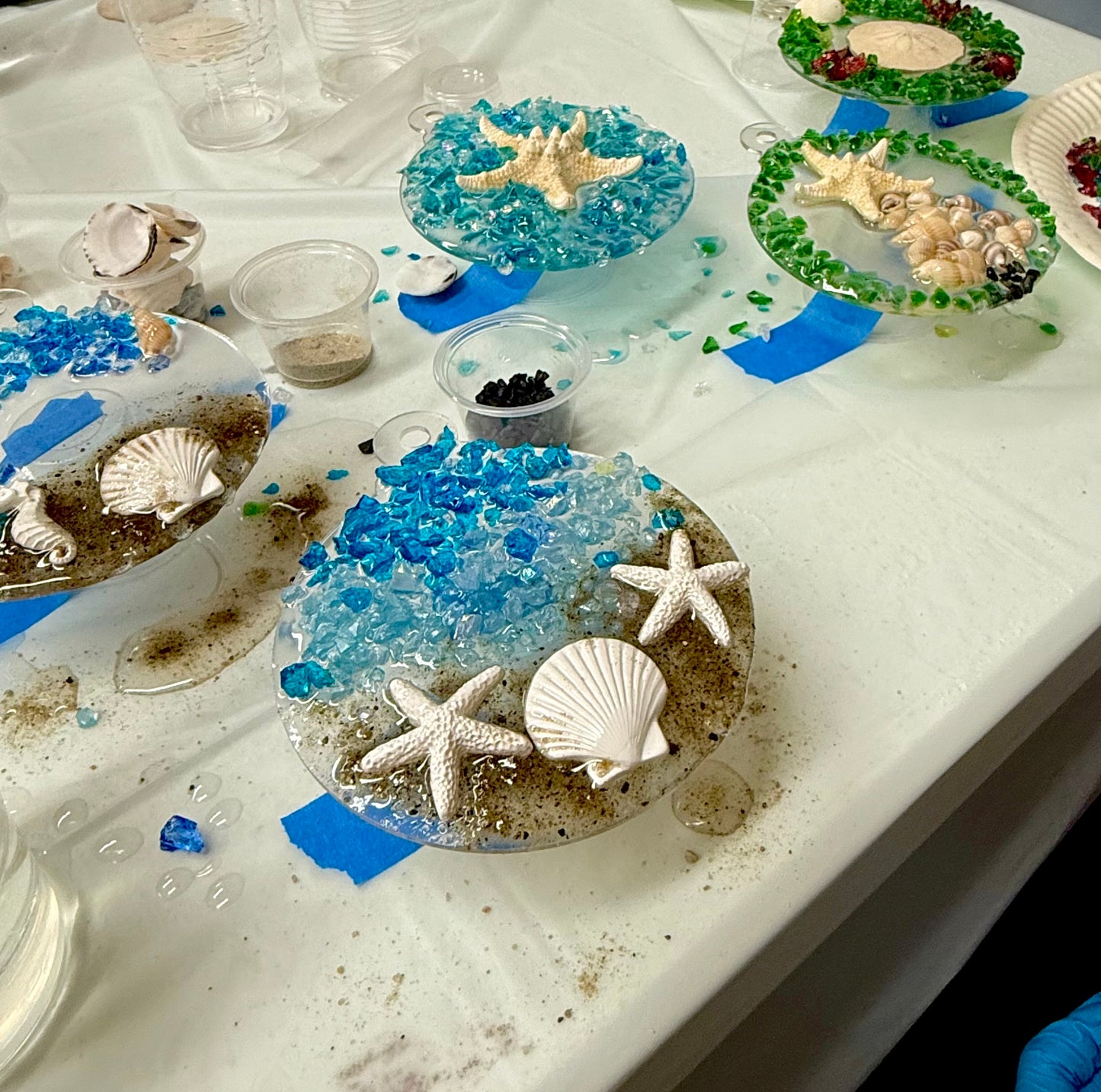 12/21/2025-KIDS' Crushed Glass Ornaments Workshop @ Momentum Fitness Studio