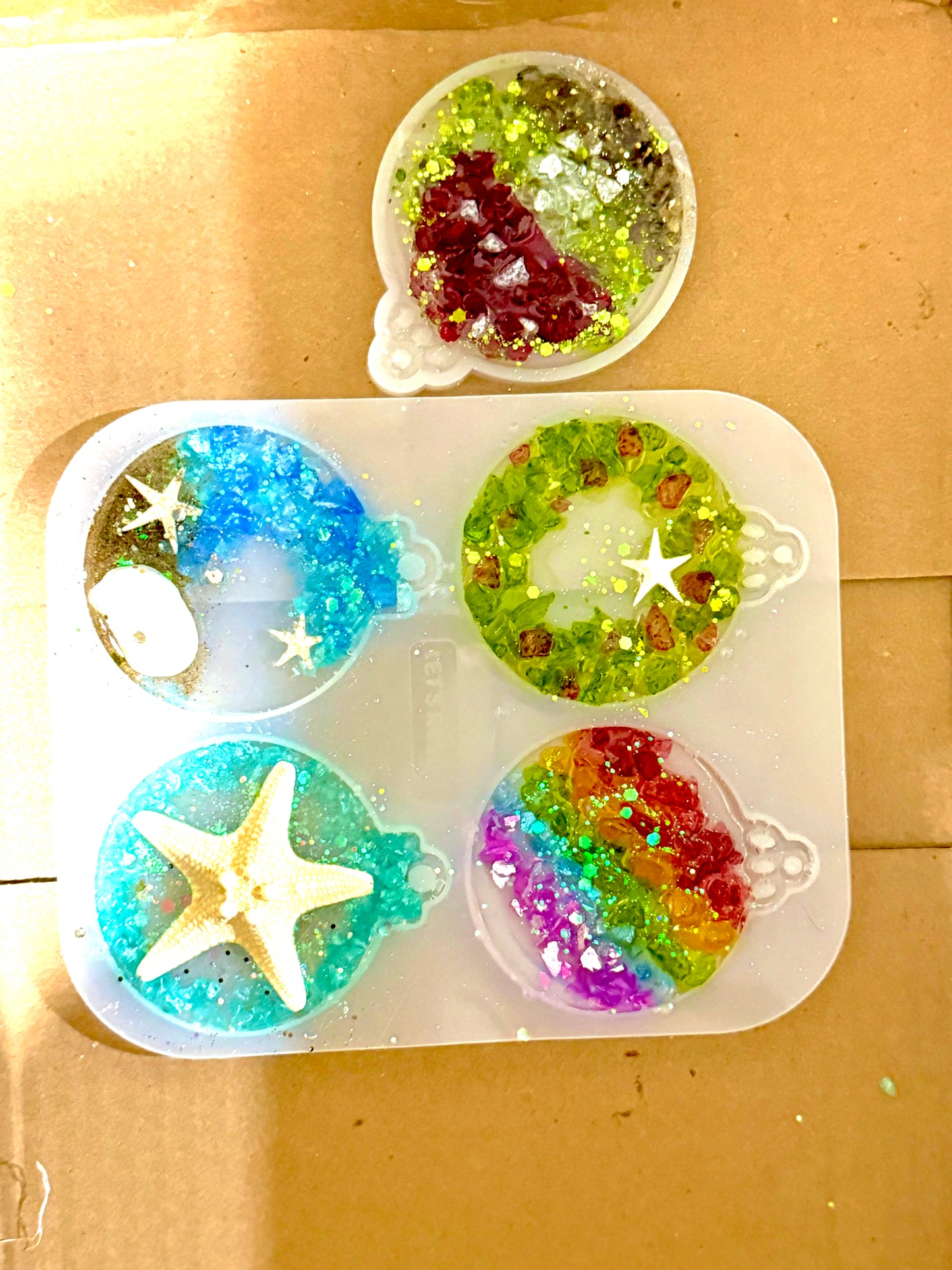 12/5/2024-Crushed Glass Sea Scape and Ornaments Workshop @ HouseBear Brewing