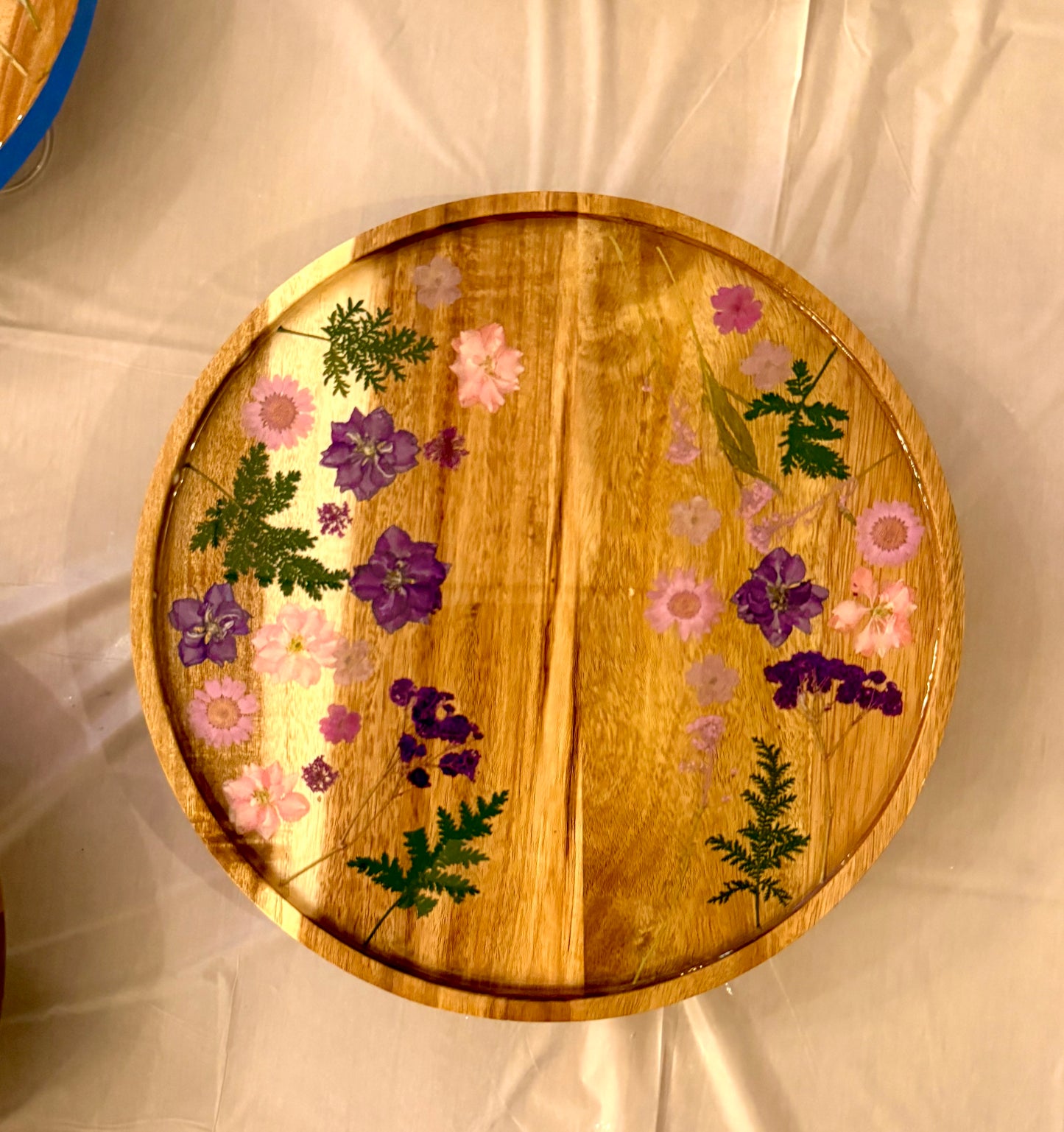 4/9/2026-Resin Pressed Flower & Charcuterie Board and Tray Workshop @ 14 Titcomb St. Newburyport, MA